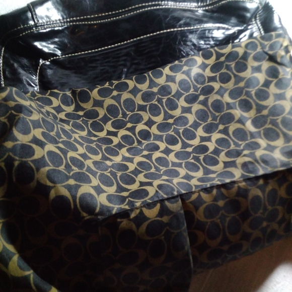 REHAB COACH LARGE SHOULDER BAG HOBO BLACK AND BRASS HARDWARE - Picture 9 of 16